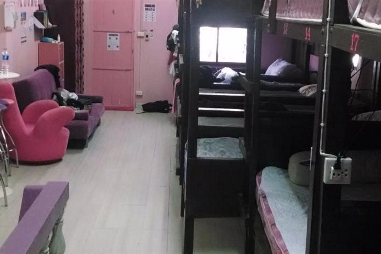 Wild & Wandering Backpacker Hostel & Bar Haad Rin Bagian luar foto